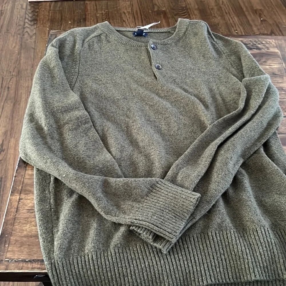 NWT - J. Crew Crew Neck Green Sweater With Buttons - Size L
